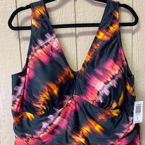 Torrid ASYMMETRICAL HEM SWIM DRESS SHORT LENGTH STRIPE TIE DYE | multiple sizes - Picture 8 of 12